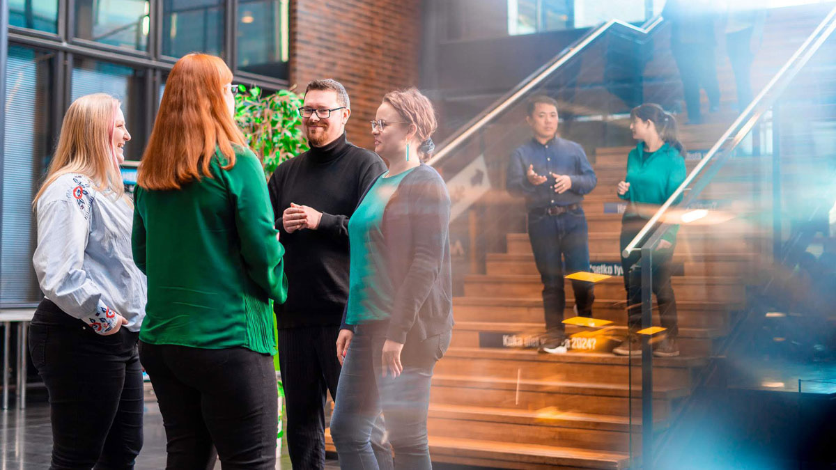 Students-and-teachers-at-Haaga-Helia-campus-by-Haaga-Helia